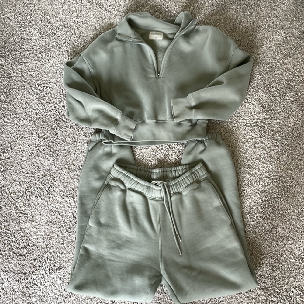 Soft AF Essential Half Zip + Joggers Set